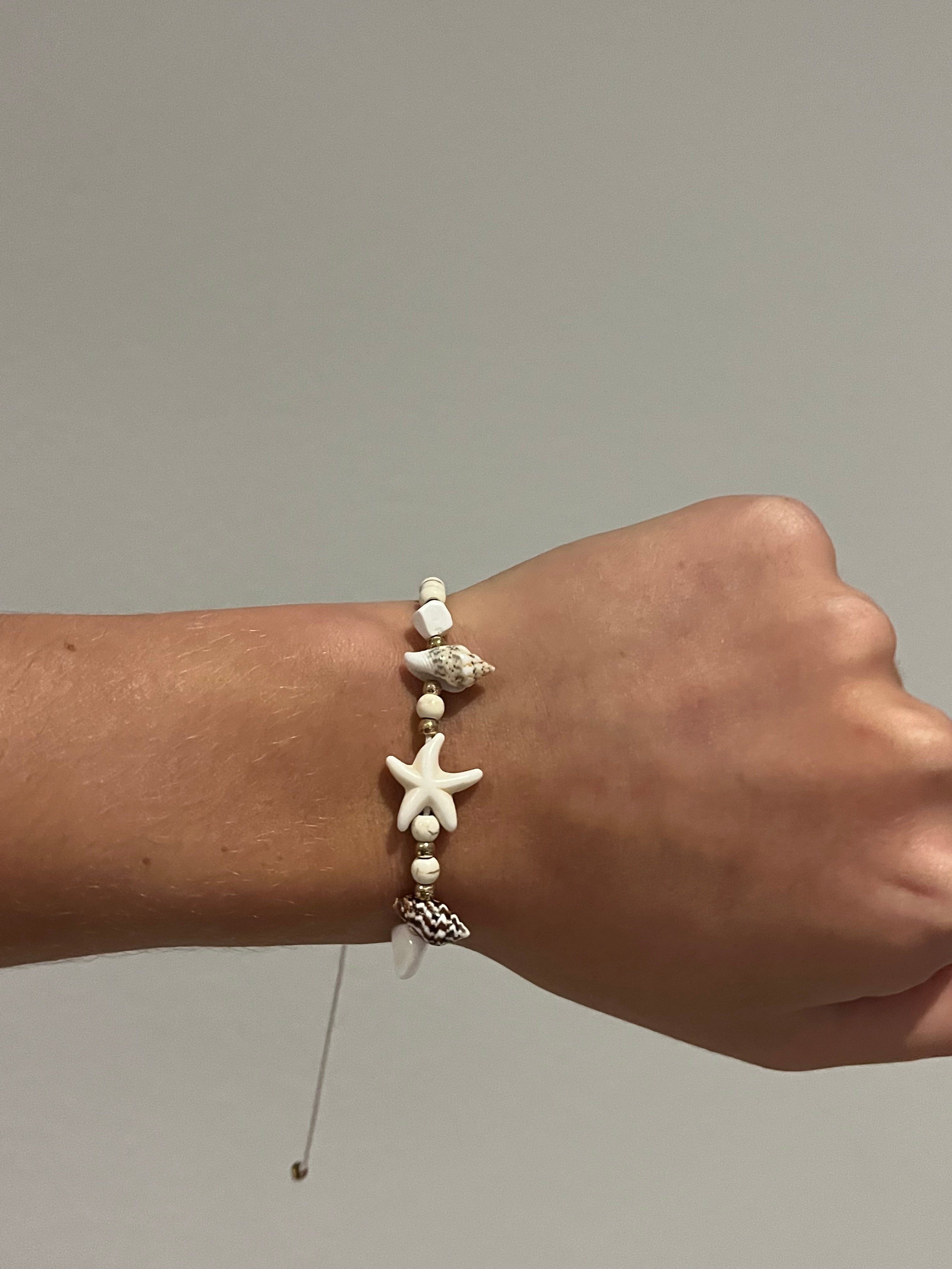 Seashell bracelet