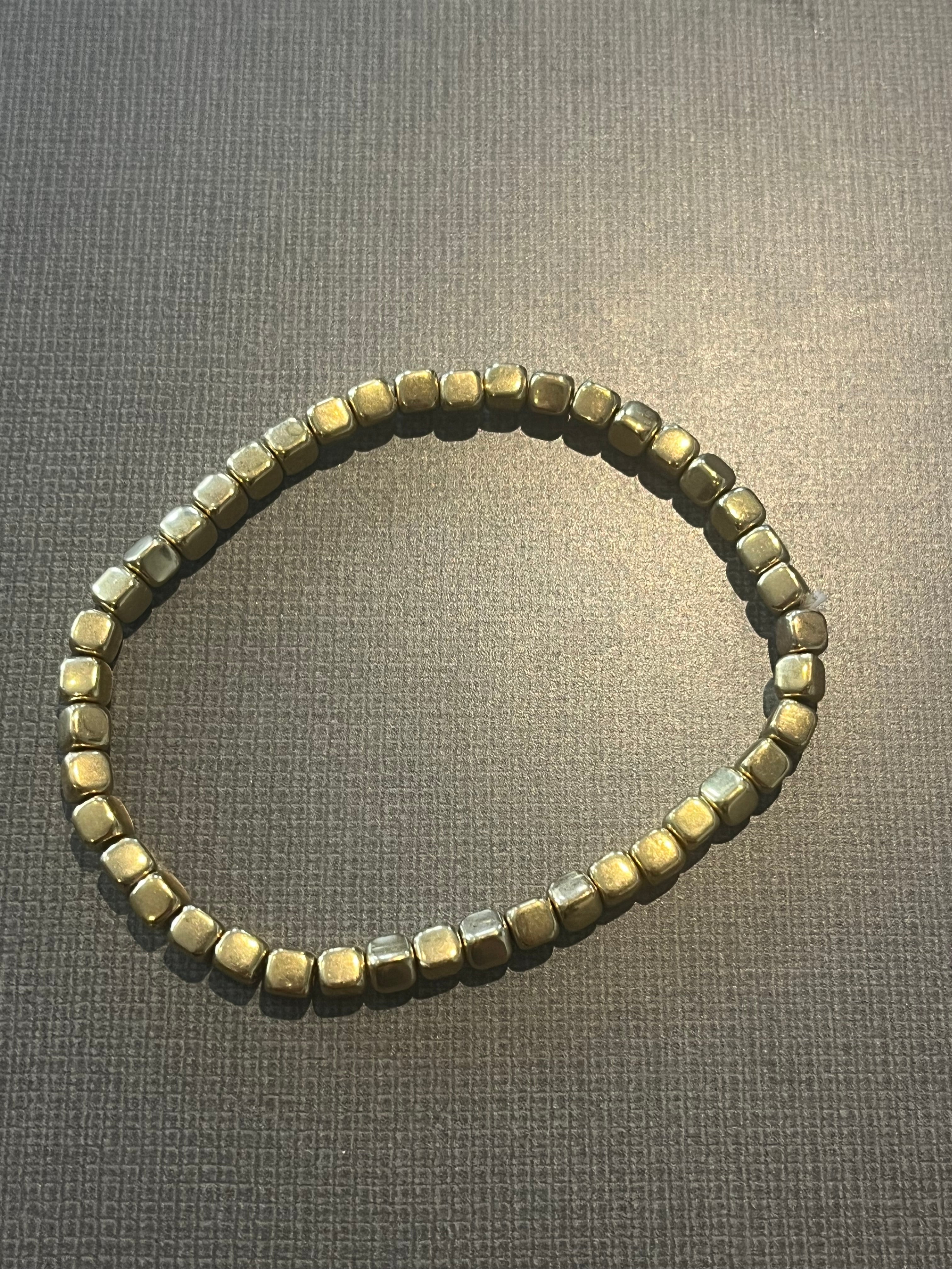 Ocean Breeze Gold Square Bracelet Set (7 Pack)